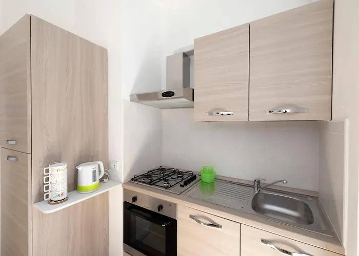 Mihaela 2 Бавено